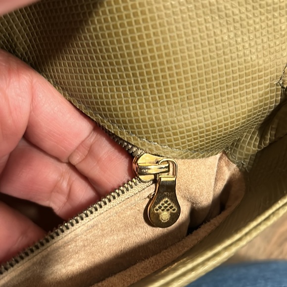 BOTTEGA VENETA Vintage Crossbody Bag olive - Picture 6 of 16